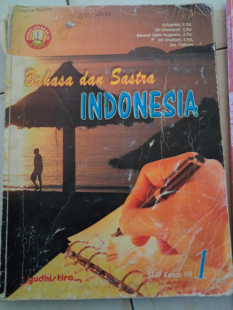 Bahasa dan Sastra Indonesia SMP Kels VII 1